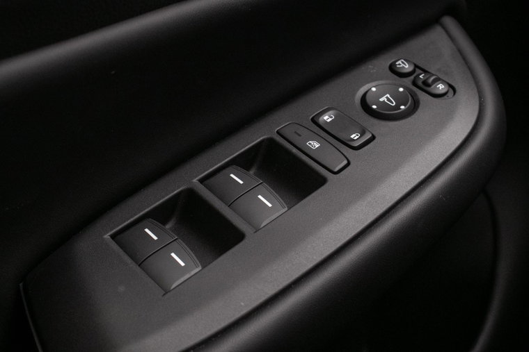 Vehicle Image 34