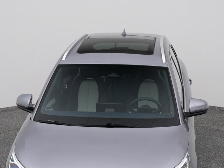 Vehicle Image 33