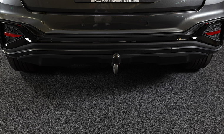 Vehicle Image 56