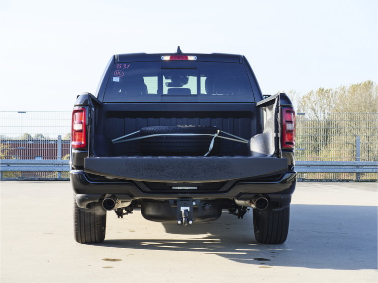 Vehicle Image 17