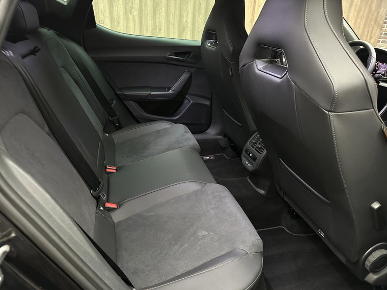 Vehicle Image 42