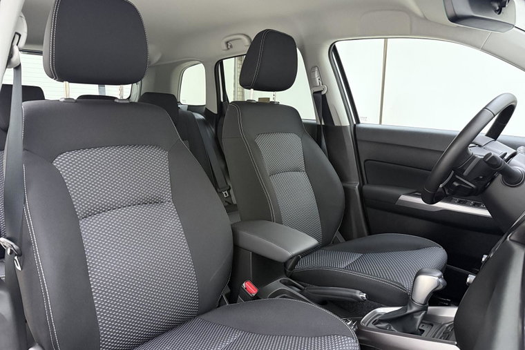 Vehicle Image 13