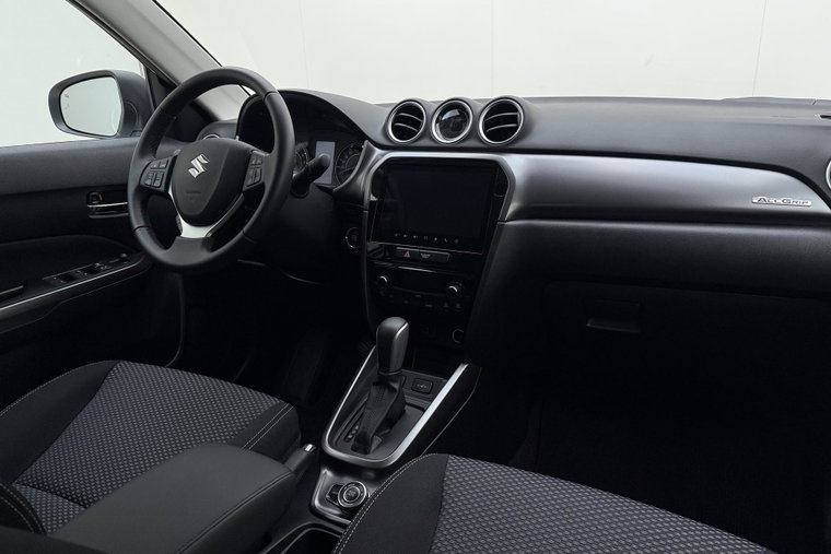 Vehicle Image 15