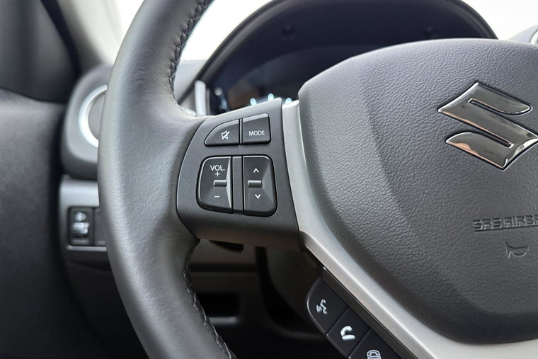 Vehicle Image 18