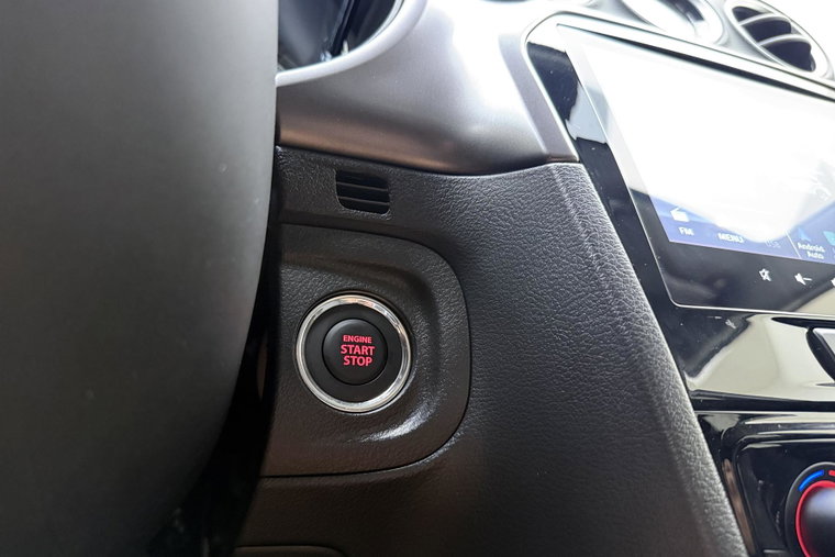 Vehicle Image 28