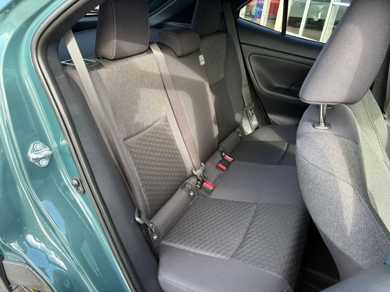 Vehicle Image 30