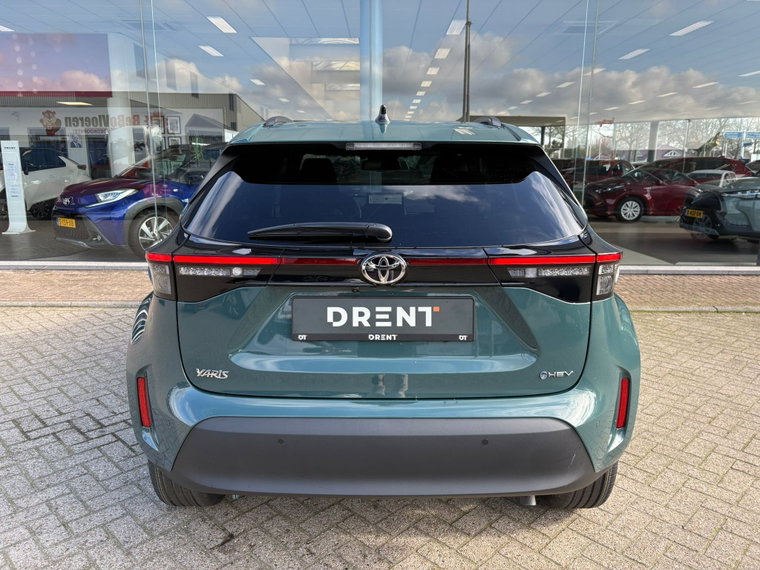 Vehicle Image 6
