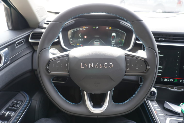 Vehicle Image 15