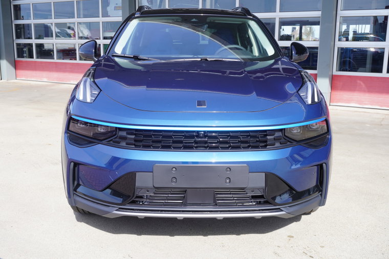 Vehicle Image 9