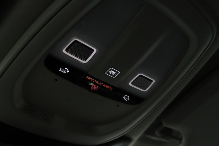Vehicle Image 36