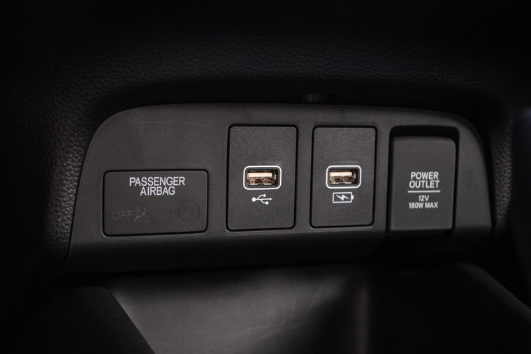 Vehicle Image 23