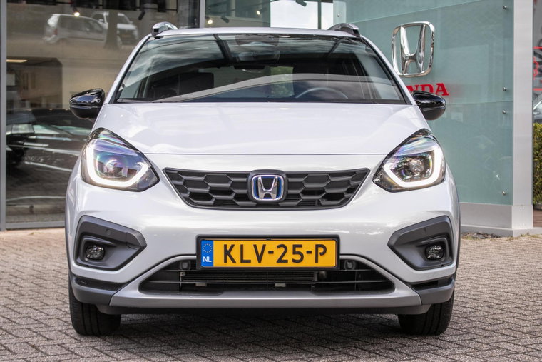 Vehicle Image 11