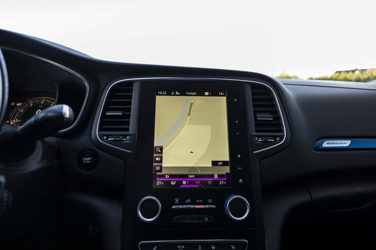 Vehicle Image 25
