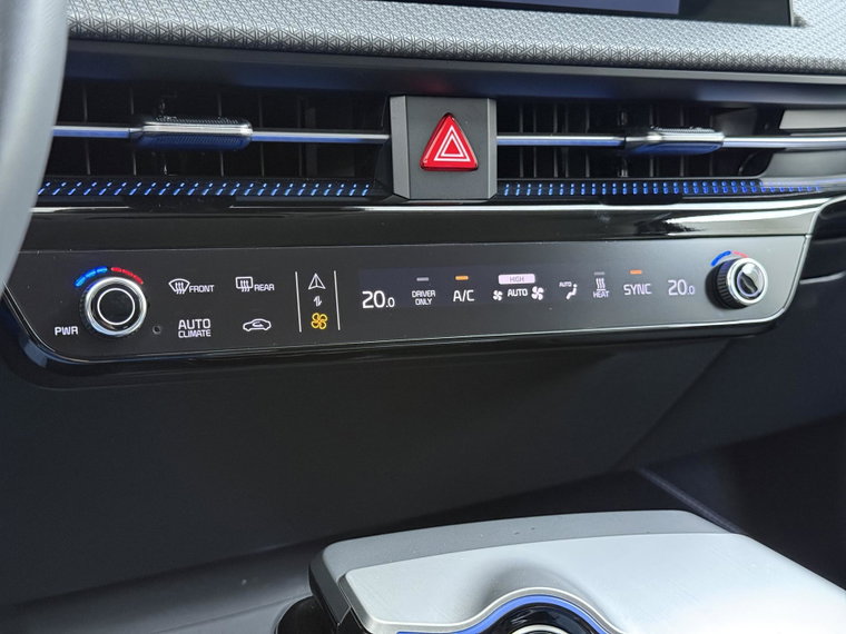 Vehicle Image 41