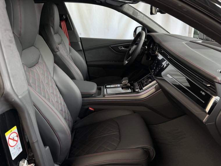Vehicle Image 48