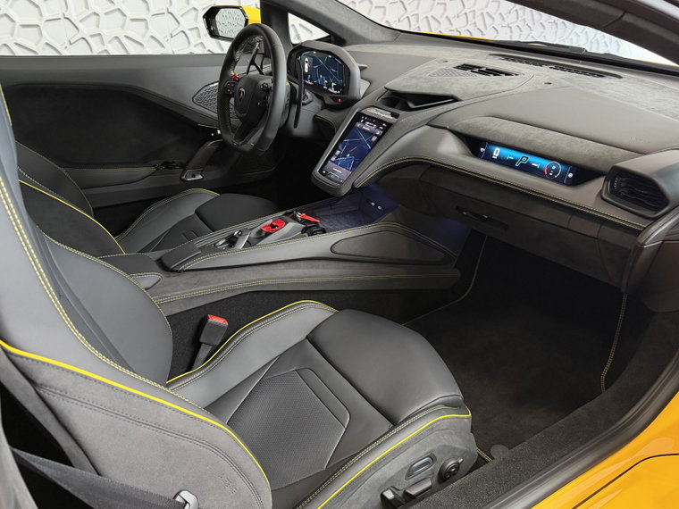 Vehicle Image 30