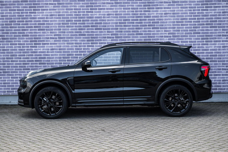 Vehicle Image 4