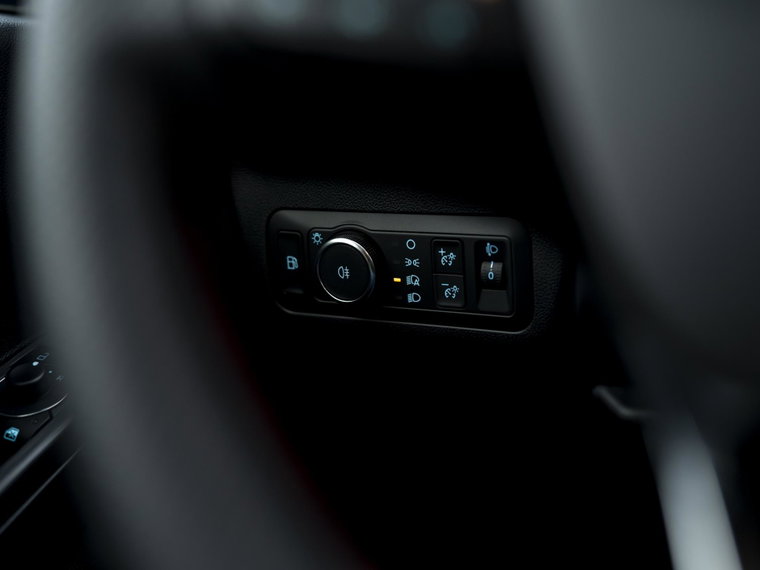 Vehicle Image 48