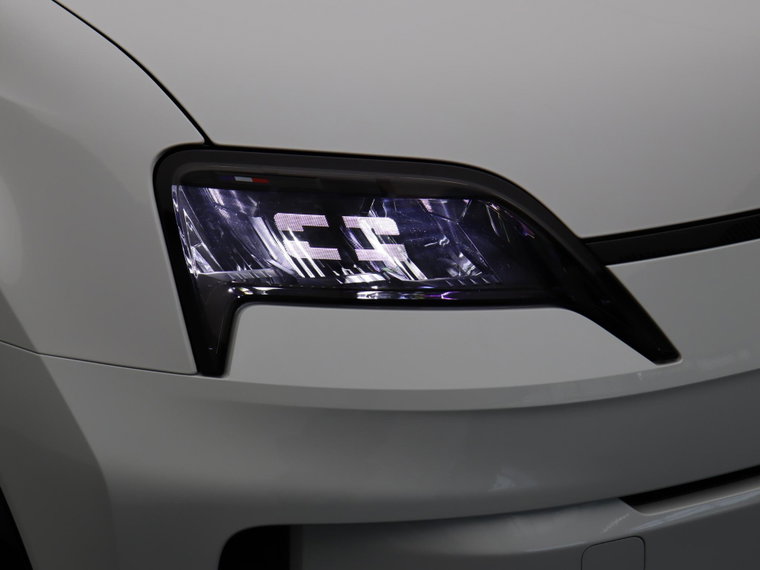 Vehicle Image 38