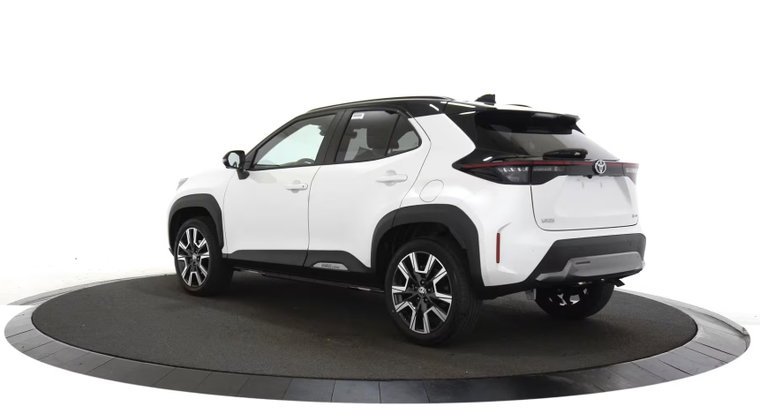 Vehicle Image 3