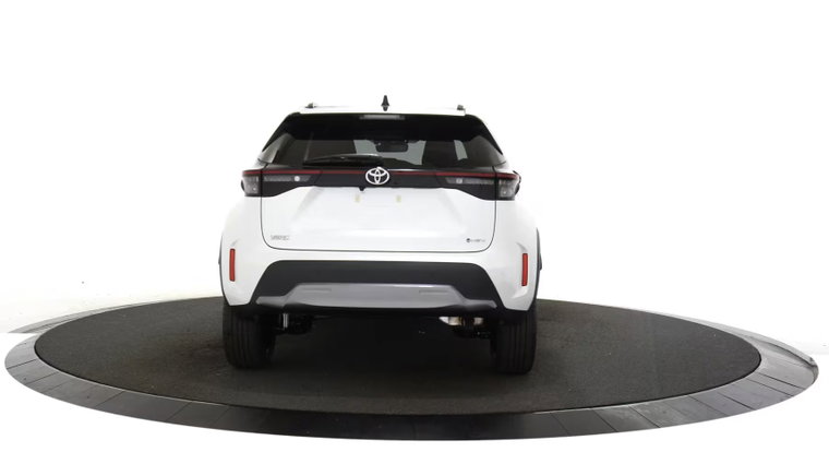Vehicle Image 4