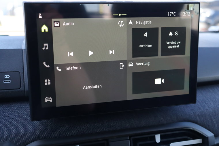 Vehicle Image 14