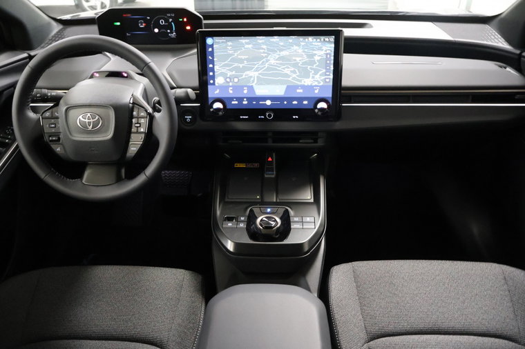 Vehicle Image 9