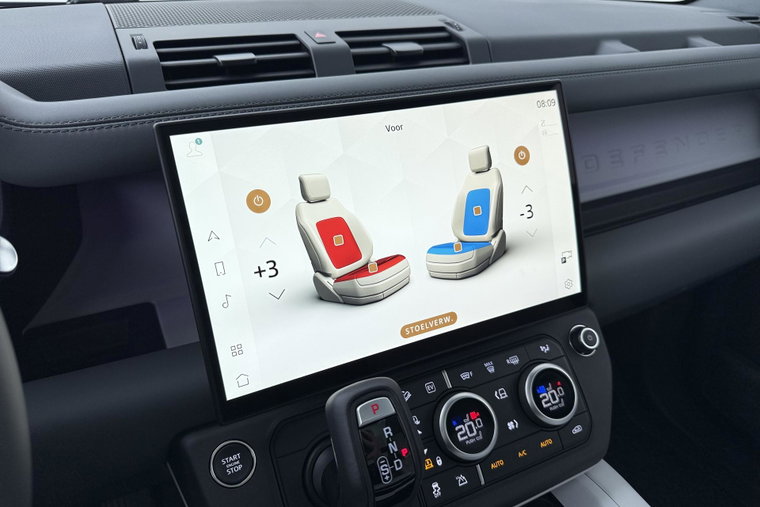 Vehicle Image 13