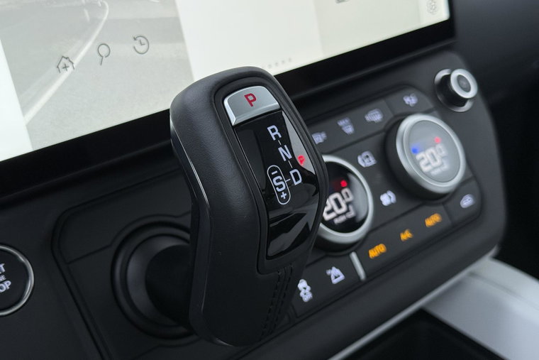 Vehicle Image 36