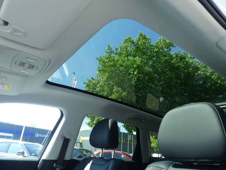 Vehicle Image 33