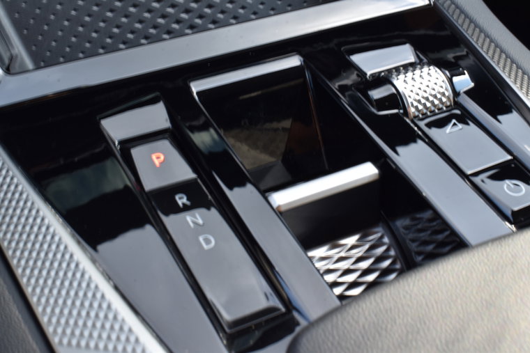 Vehicle Image 23