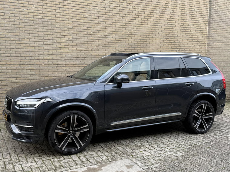 Vehicle Image 32