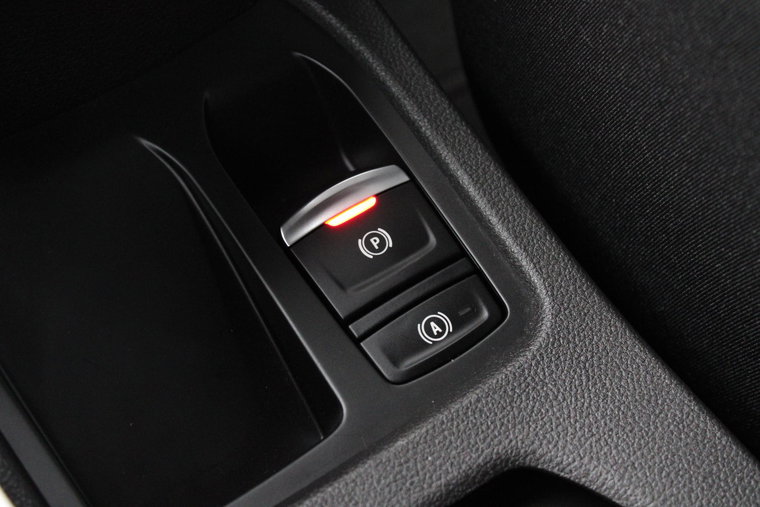 Vehicle Image 27