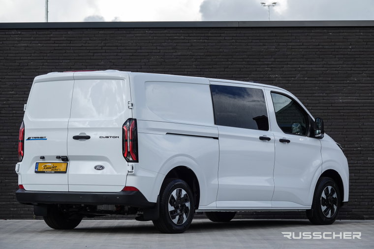 Vehicle Image 40