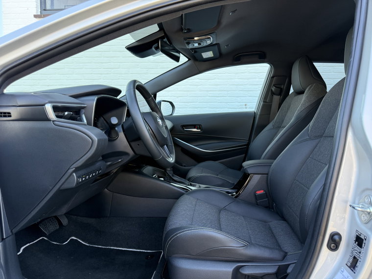Vehicle Image 26