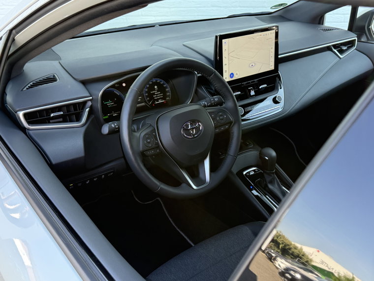 Vehicle Image 10