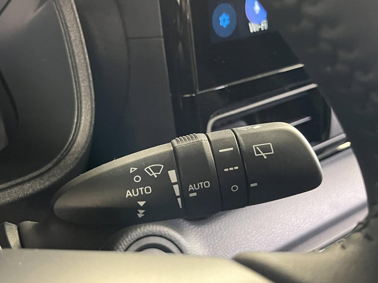 Vehicle Image 28