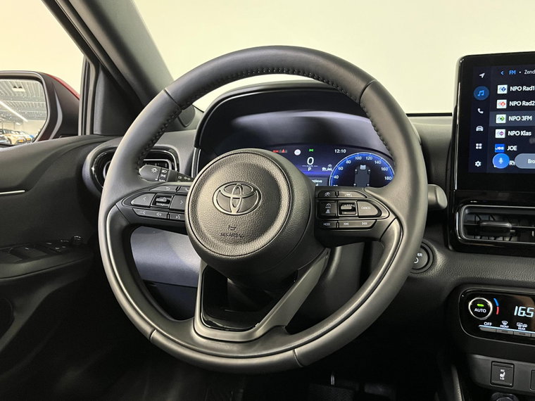 Vehicle Image 31