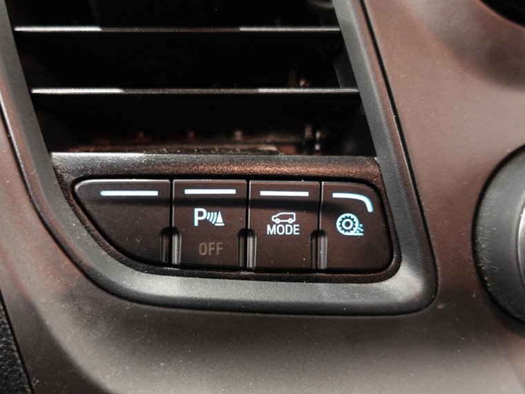 Vehicle Image 26
