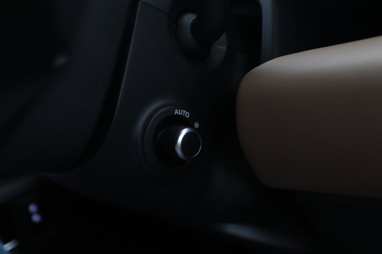 Vehicle Image 39