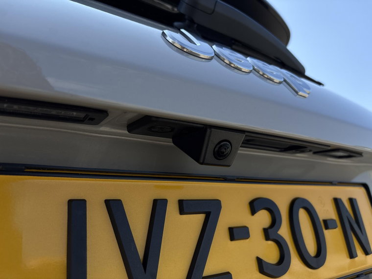 Vehicle Image 50