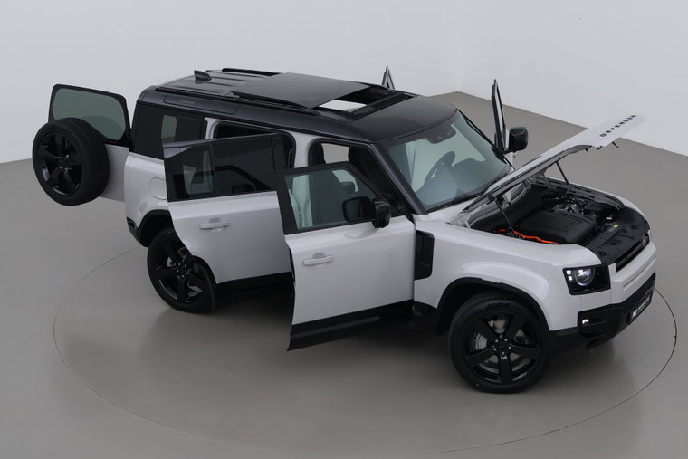 Vehicle Image 6