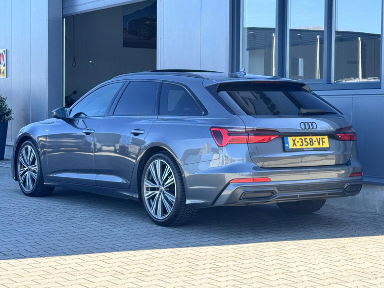 Vehicle Image 28