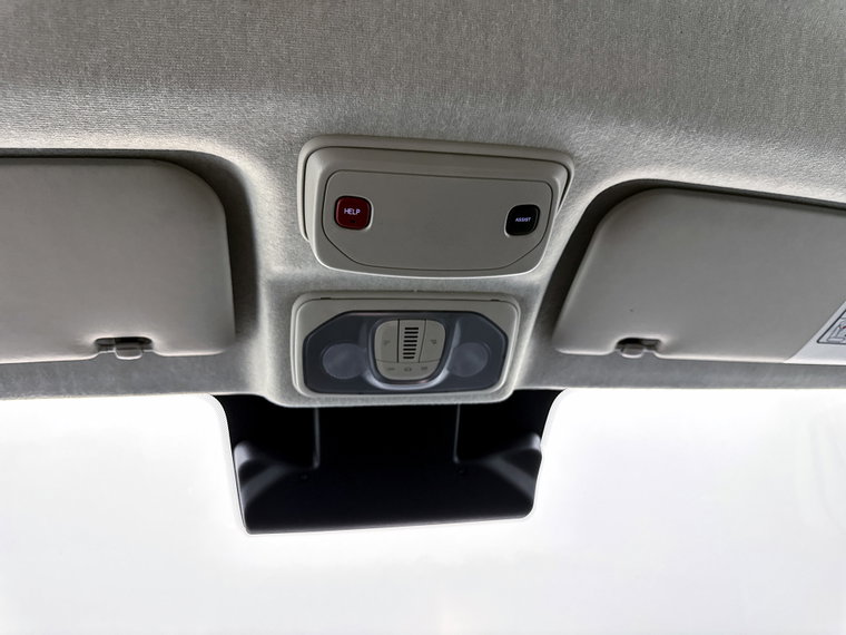 Vehicle Image 36
