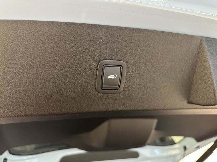 Vehicle Image 39