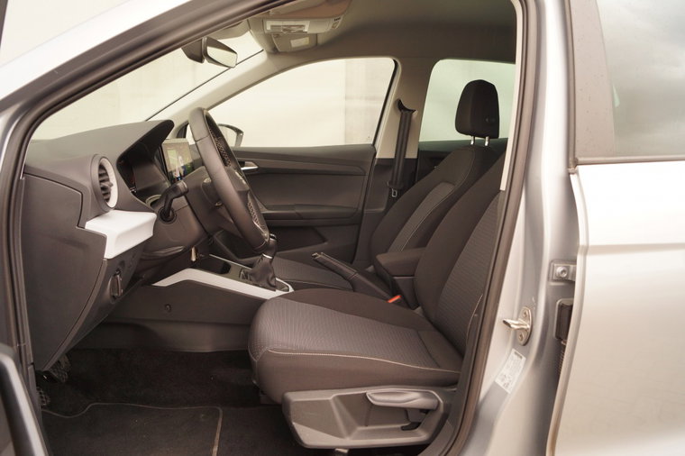 Vehicle Image 7