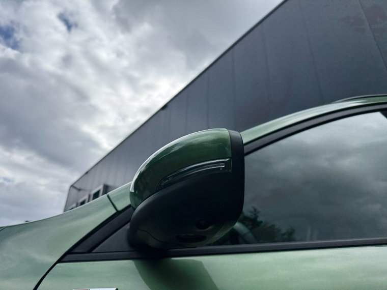 Vehicle Image 39