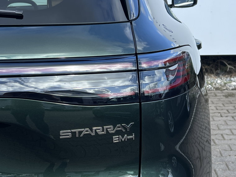 Vehicle Image 35