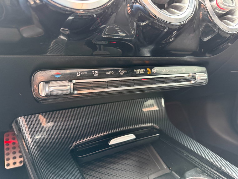 Vehicle Image 24