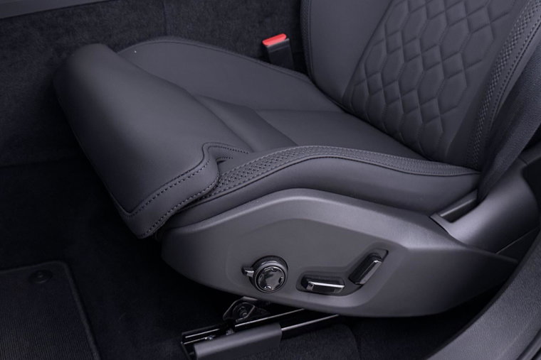 Vehicle Image 47